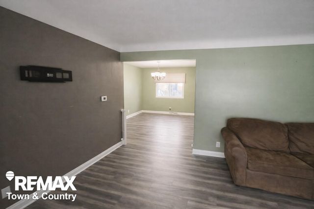 1209 Clearview Drive, Flushing, MI 48433