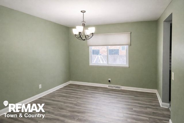 1209 Clearview Drive, Flushing, MI 48433