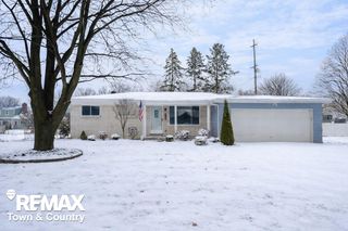 1209 Clearview Drive, Flushing, MI 48433