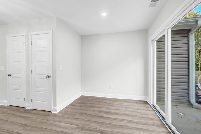 149 Quarry Point Dr, Clarksville, TN 37043