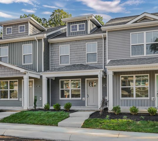 149 Quarry Point Dr, Clarksville, TN 37043