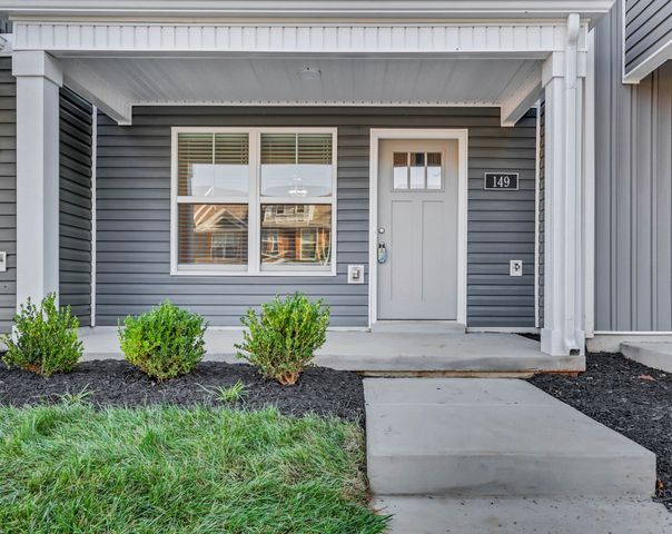 149 Quarry Point Dr, Clarksville, TN 37043
