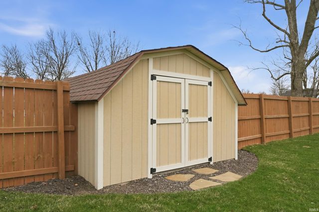 5332 Kruse Drive, Fort Wayne, IN 46818