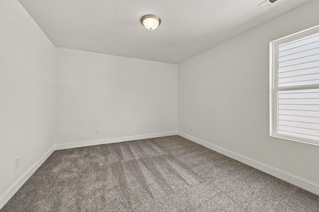 1103 Freeboard Aly, La Vergne, TN 37086