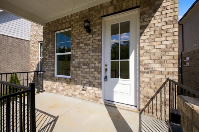 1103 Freeboard Aly, La Vergne, TN 37086