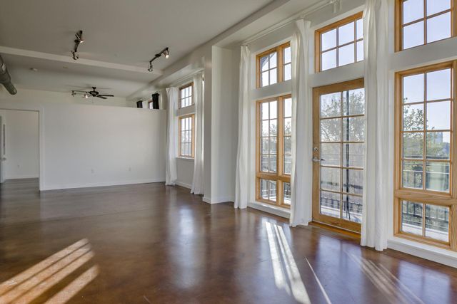 2235 E 6th ST 314, Austin, TX 78702