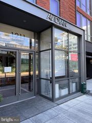 1211 VAN ST SE #806, Washington, DC 20003