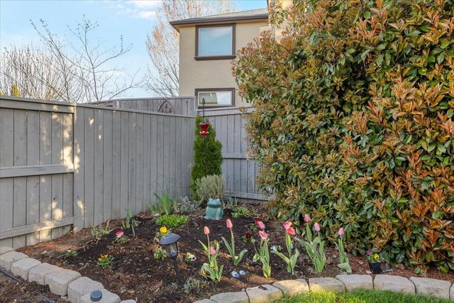 3773 Creek View Drive, Medford, OR 97504