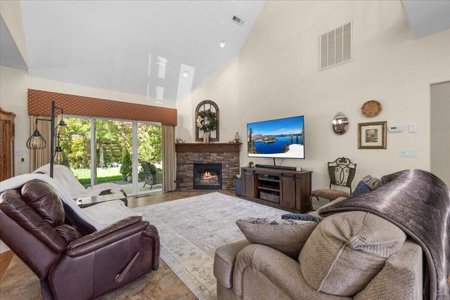 3773 Creek View Drive, Medford, OR 97504