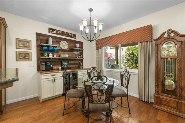 3773 Creek View Drive, Medford, OR 97504