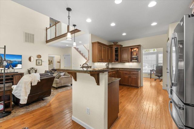 3773 Creek View Drive, Medford, OR 97504