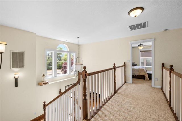 3773 Creek View Drive, Medford, OR 97504