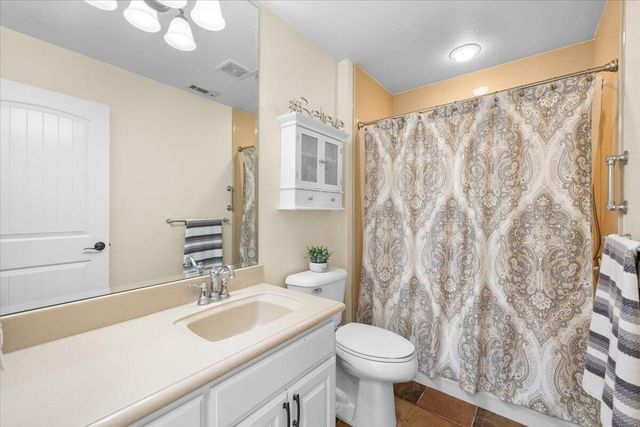 3773 Creek View Drive, Medford, OR 97504