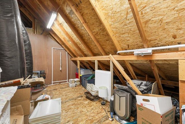 3773 Creek View Drive, Medford, OR 97504