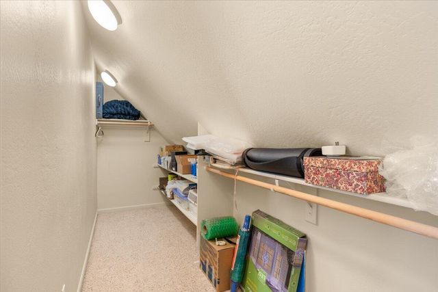 3773 Creek View Drive, Medford, OR 97504