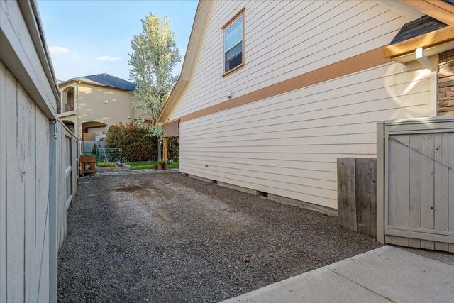 3773 Creek View Drive, Medford, OR 97504