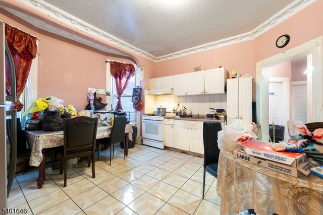 424 Summer Ave, Newark City, NJ 07104