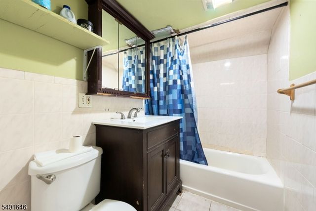 424 Summer Ave, Newark City, NJ 07104