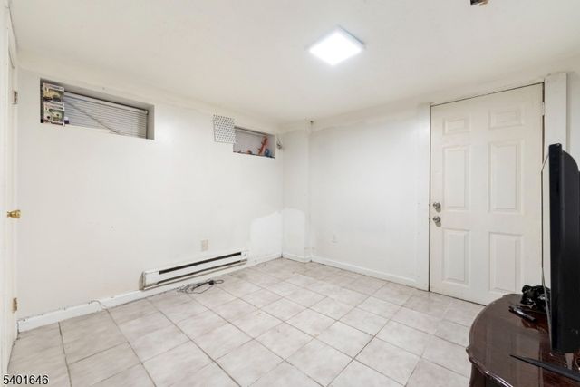 424 Summer Ave, Newark City, NJ 07104