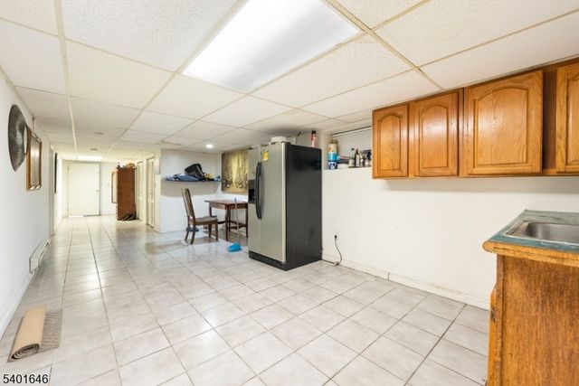 424 Summer Ave, Newark City, NJ 07104