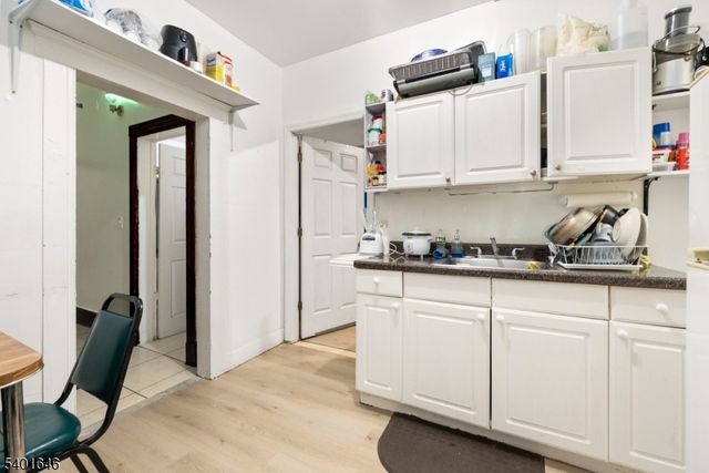 424 Summer Ave, Newark City, NJ 07104