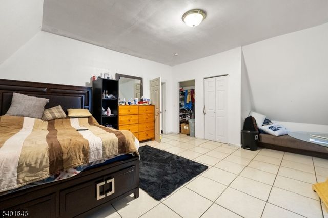 424 Summer Ave, Newark City, NJ 07104