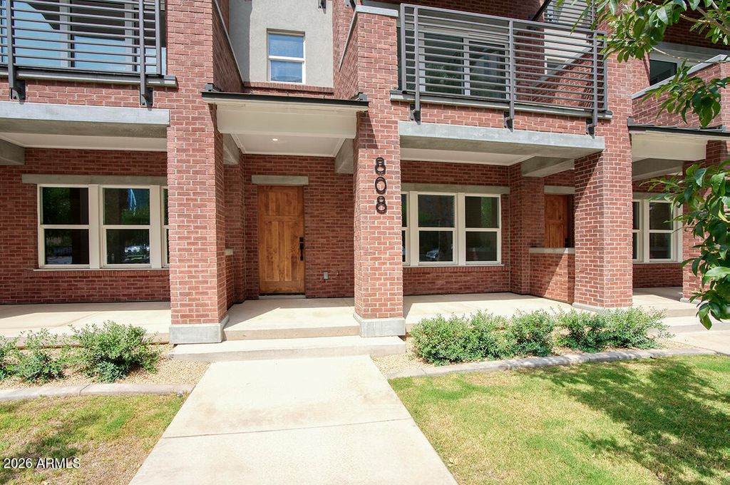 808 N 2ND Avenue, Phoenix, AZ 85003