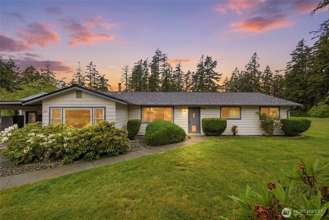 3343 Garfield Court, Oak Harbor, WA 98277