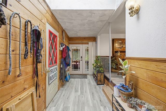 3343 Garfield Court, Oak Harbor, WA 98277