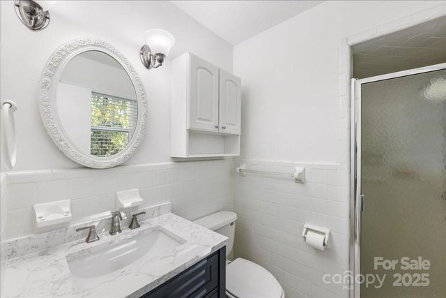 1840 Stoneyridge Drive, Charlotte, NC 28214