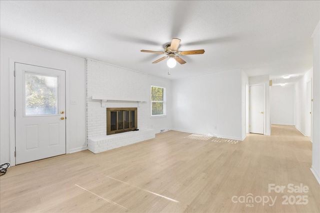 1840 Stoneyridge Drive, Charlotte, NC 28214