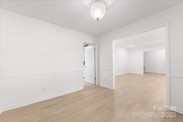 1840 Stoneyridge Drive, Charlotte, NC 28214