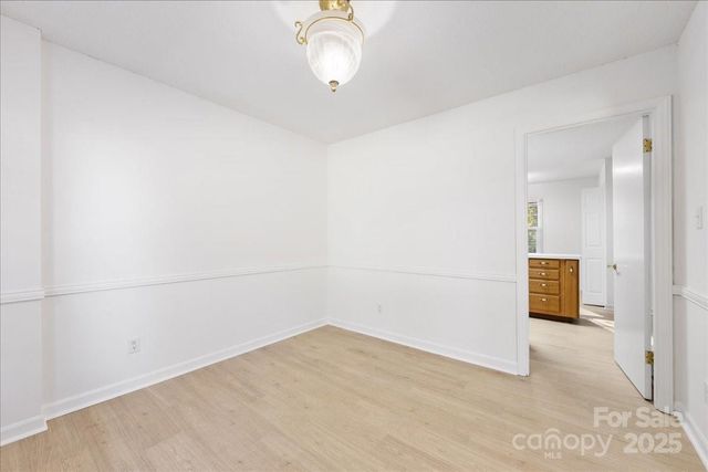 1840 Stoneyridge Drive, Charlotte, NC 28214