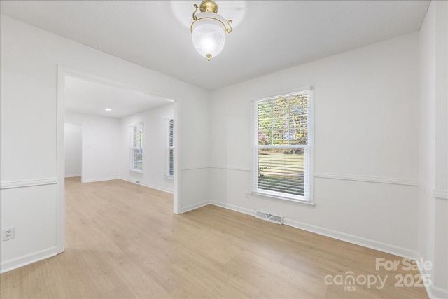 1840 Stoneyridge Drive, Charlotte, NC 28214