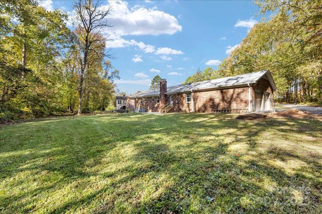 1840 Stoneyridge Drive, Charlotte, NC 28214