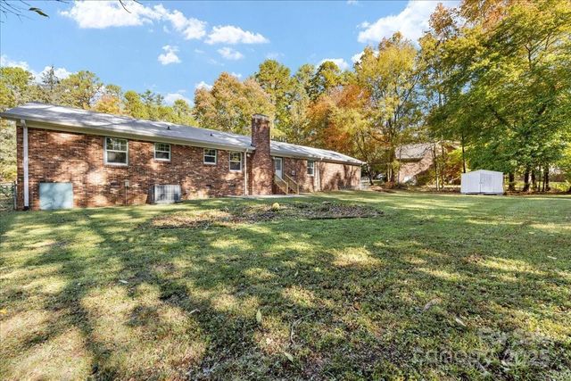 1840 Stoneyridge Drive, Charlotte, NC 28214