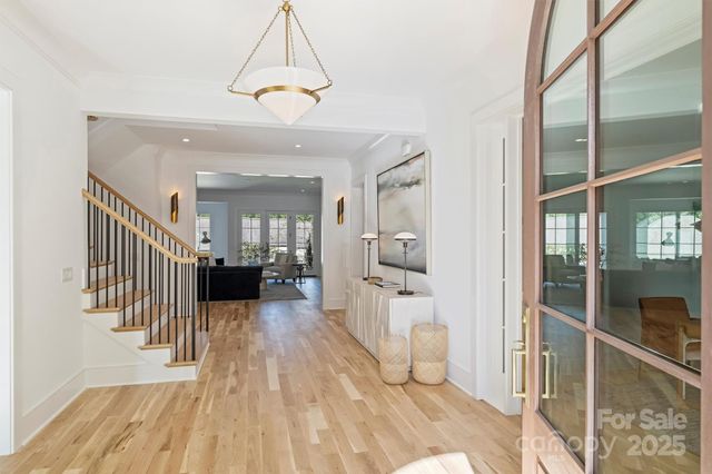 1544 Providence Drive, Charlotte, NC 28211