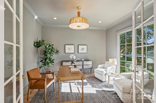 1544 Providence Drive, Charlotte, NC 28211