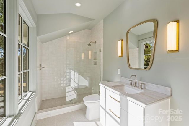 1544 Providence Drive, Charlotte, NC 28211