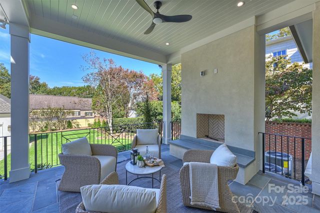 1544 Providence Drive, Charlotte, NC 28211