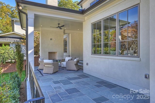 1544 Providence Drive, Charlotte, NC 28211