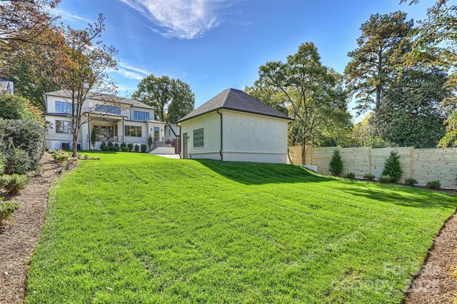 1544 Providence Drive, Charlotte, NC 28211