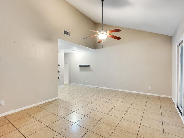2362 College Green Drive, Houston, TX 77058
