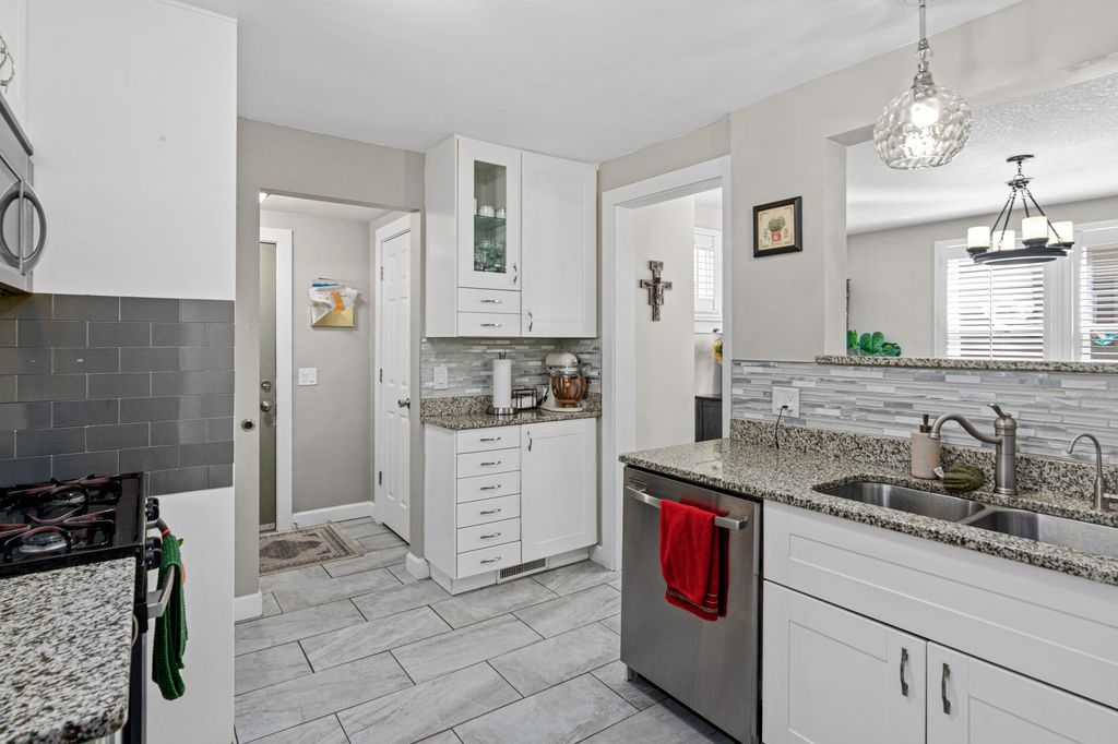 4151 Snelling Avenue, Minneapolis, MN 55406 — photo 2