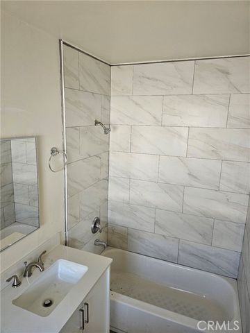 10527 Pace Avenue, Los Angeles, CA 90002