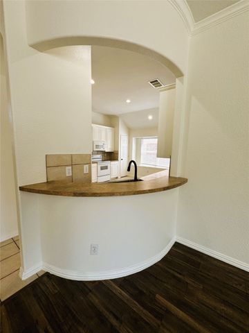 4820 Western Meadows Court, Fort Worth, TX 76244