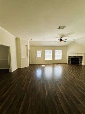 4820 Western Meadows Court, Fort Worth, TX 76244