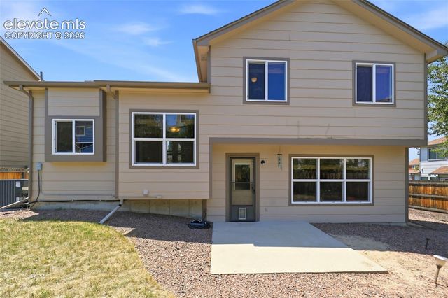 2630 Summerhill Drive, Colorado Springs, CO 80920