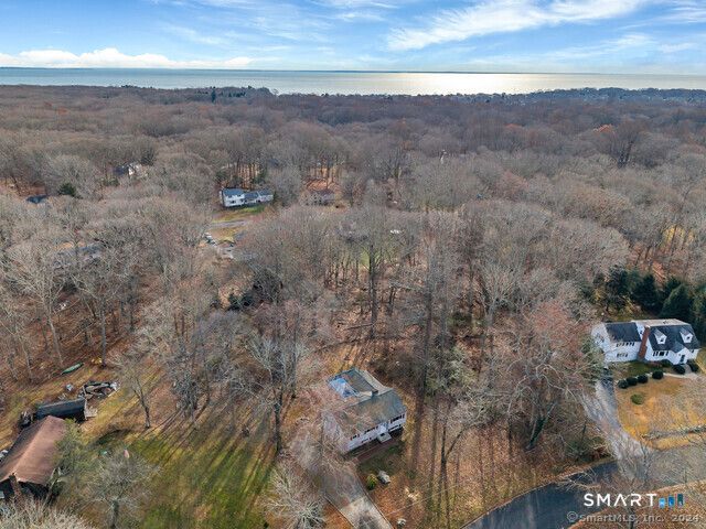 13 Victoria Lane, Old Lyme, CT 06371