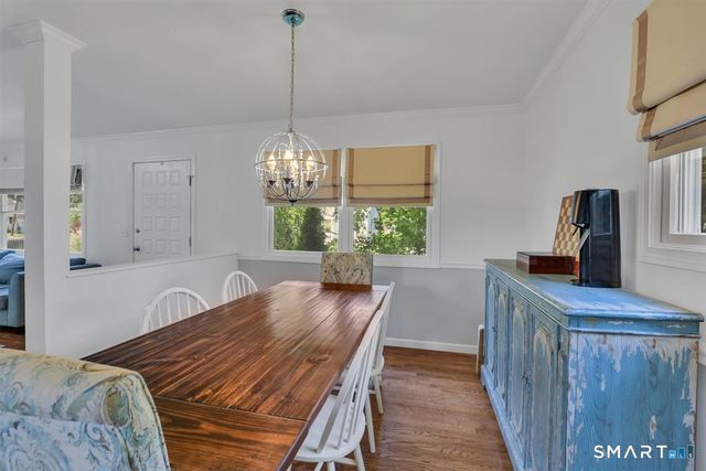 30 Quaker Lane, Southington, CT 06489